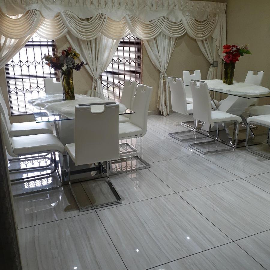 Angelocean Guest House 윗뱅크 외부 사진